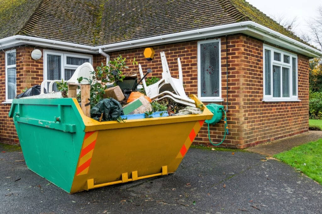 Junk removal service in Al Barsha