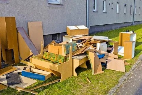 Junk Removal in Liwan